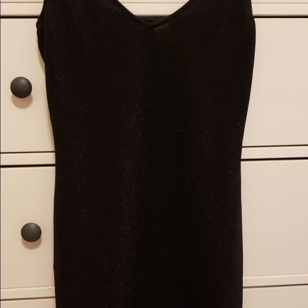 Dress - Picture 6 of 6